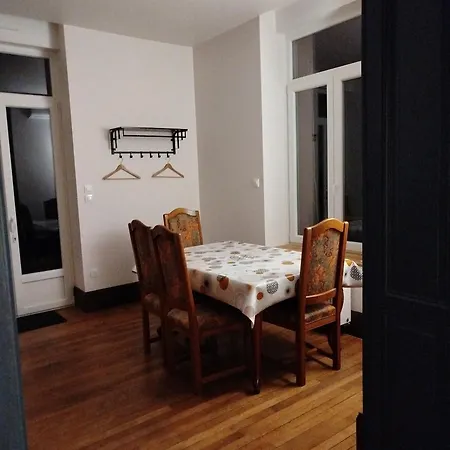Fils En Aiguille Piscine Intérieure Chauffée Et Sauna Ouverts Toute L'année Appartement Celles-sur-Plaine